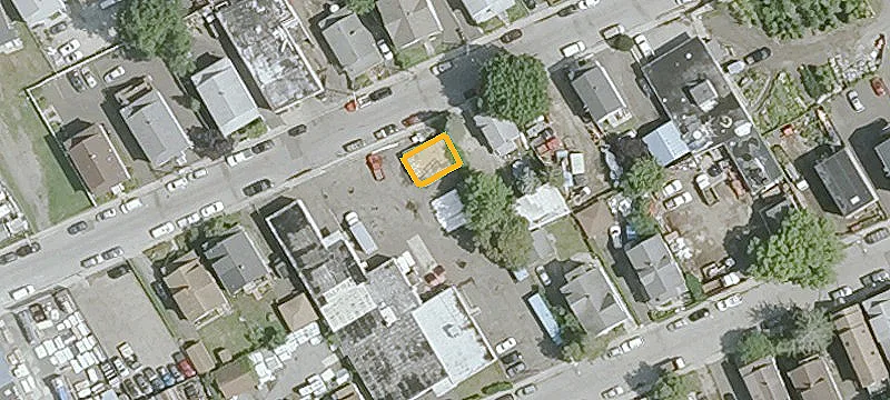 33 Mnr St