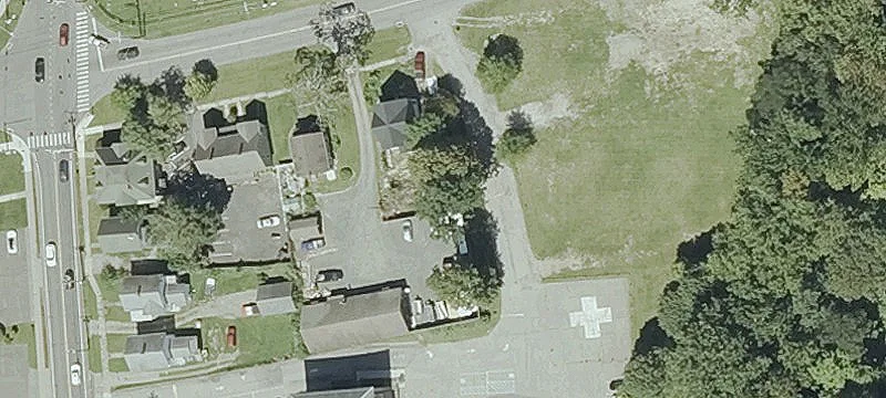 52 Elm St Ext