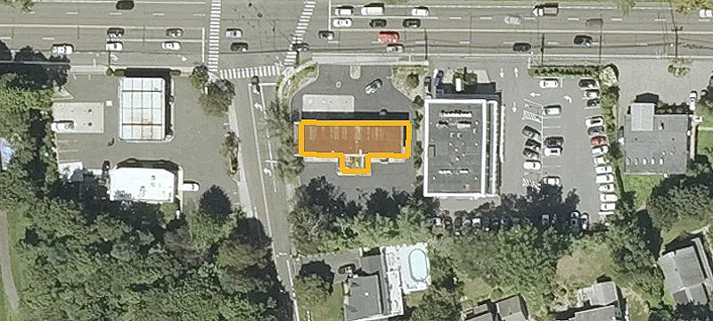 520 Putnam Ave