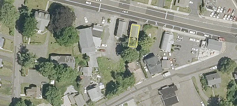 303 Main St