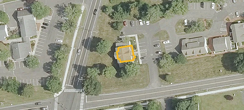 300 Country Clb Rd