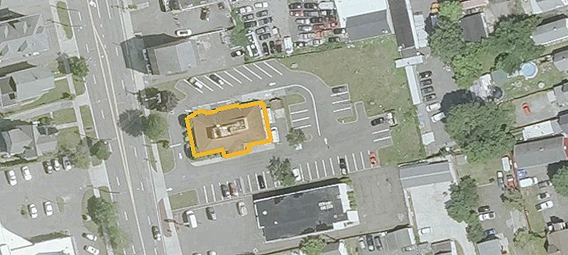 409 Main St