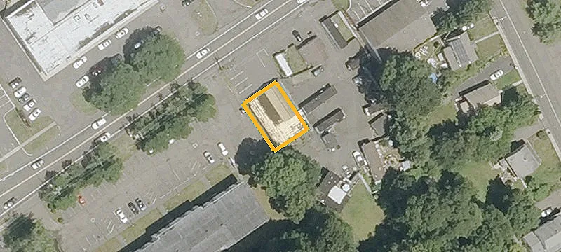 135 Main St