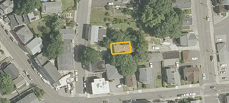 11 Hawkins St