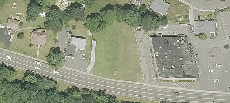 495 Hartford Rd