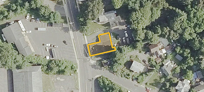 562 Main St