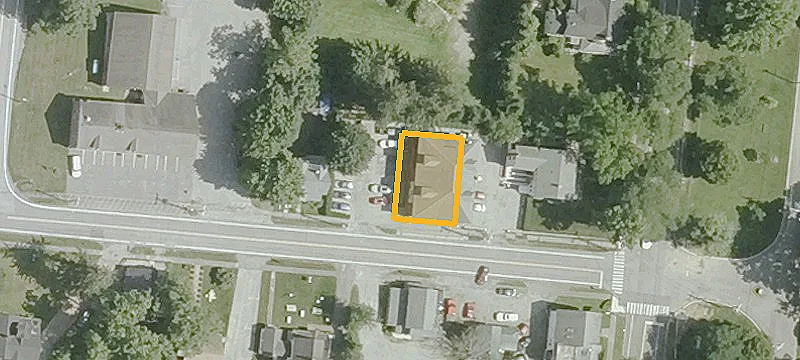 16 Main St