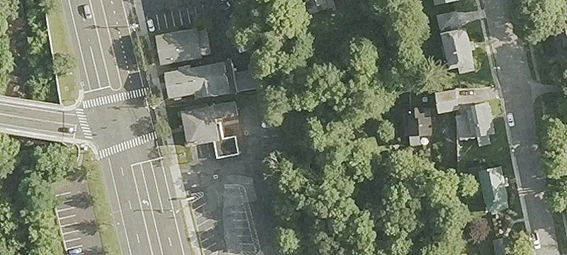 682 Main St