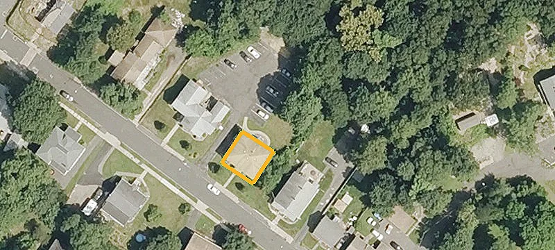 9 Pleasant St