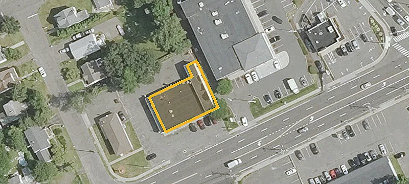 831 Farmington Ave