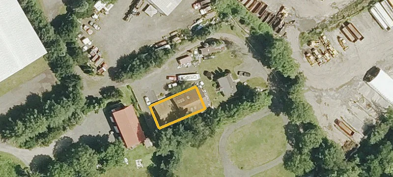 77 Fowler Rd
