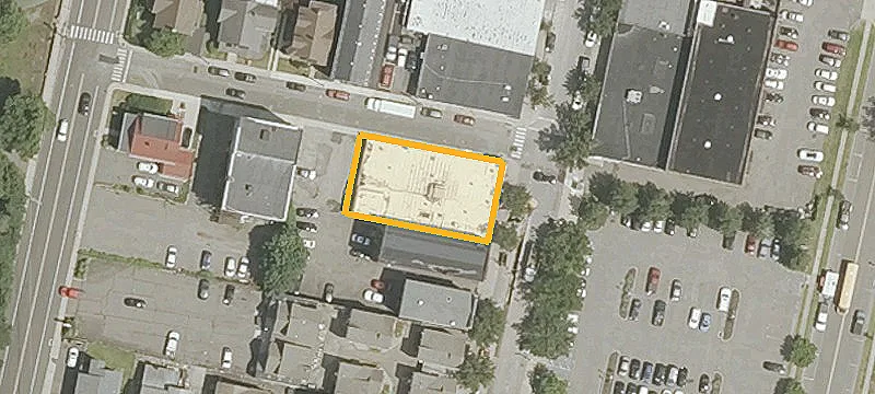132 Church St