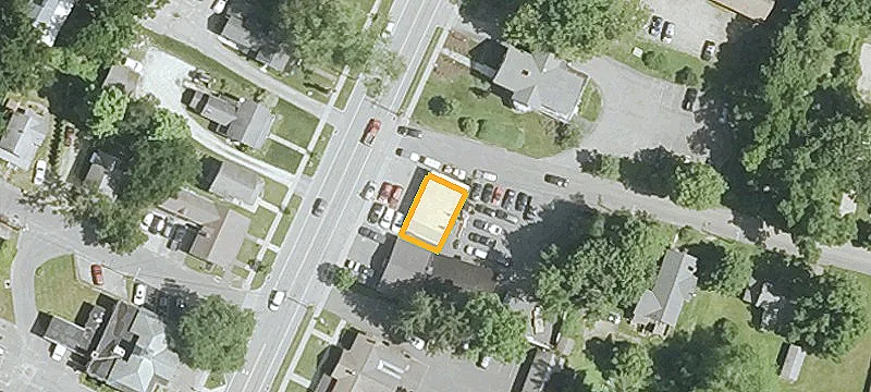 330 Main St