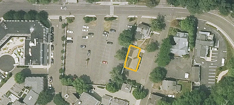 213 Old Post Rd
