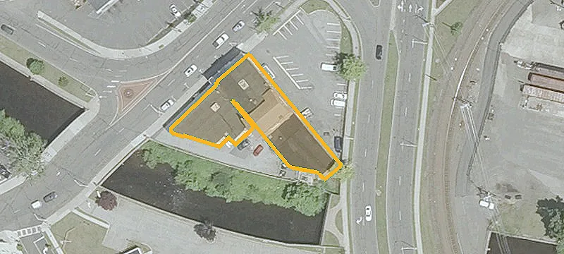 86-90 White St