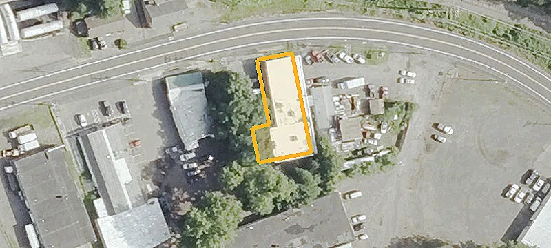 394 Riverside Ave