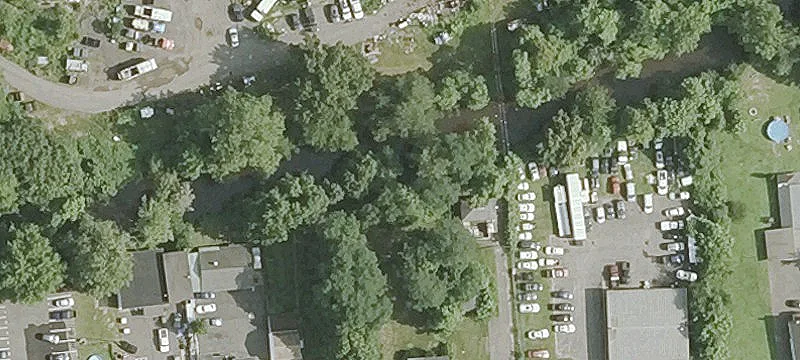 225 Main St