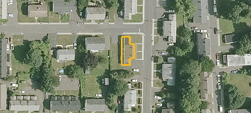 87 Pleasant St