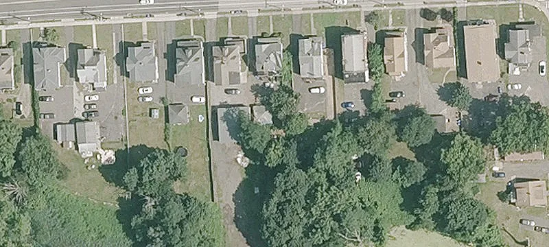 429-431 Burnside Ave