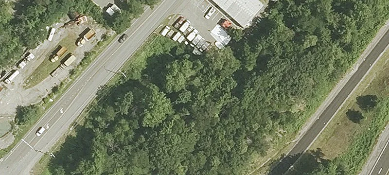 696 Winsted Rd