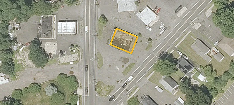 102 Middletown Ave