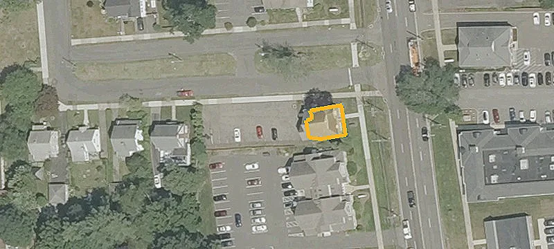 3267 Main St