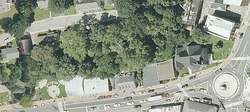 19 Main St