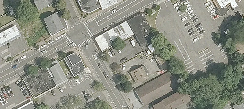 563 Naugatuck Ave