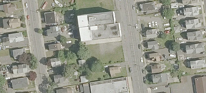 557 Un Ave