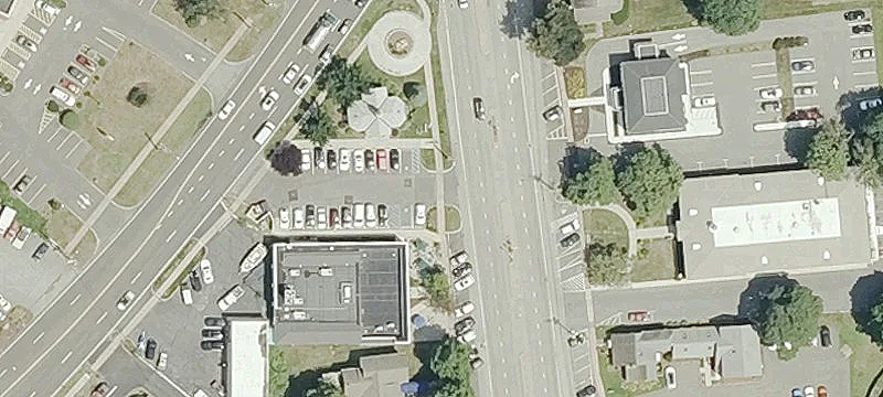 33 Main St N N Ste