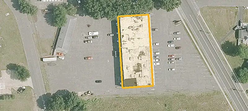73 Old County Rd