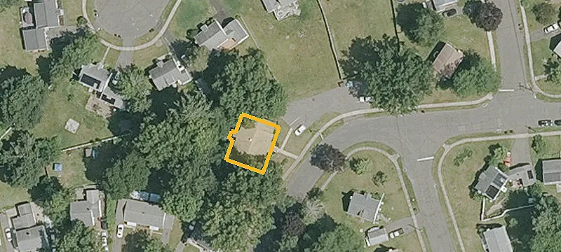 8 Manchester Cir