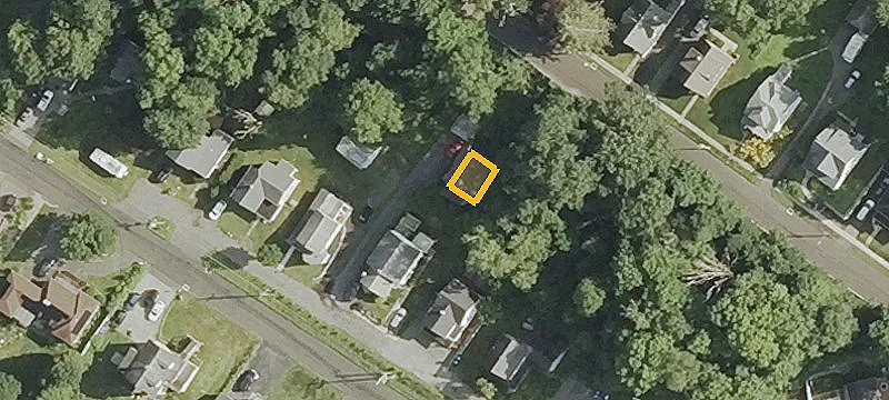 52 Litchfield St