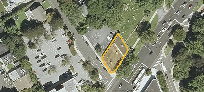 125 Putnam Ave