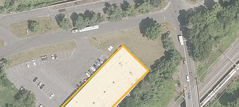 11 Cascade Blvd