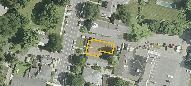 14 Main St