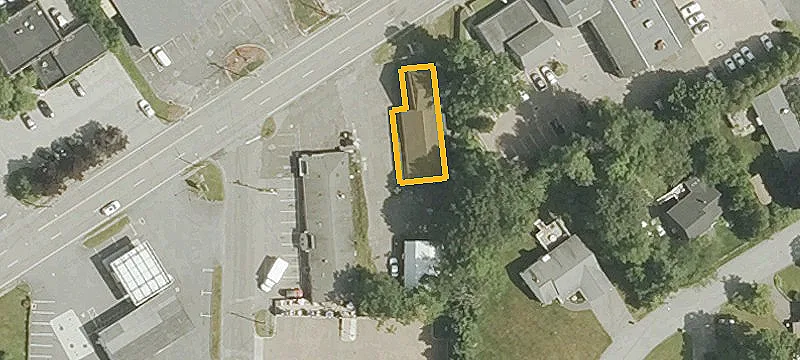 922 Main St
