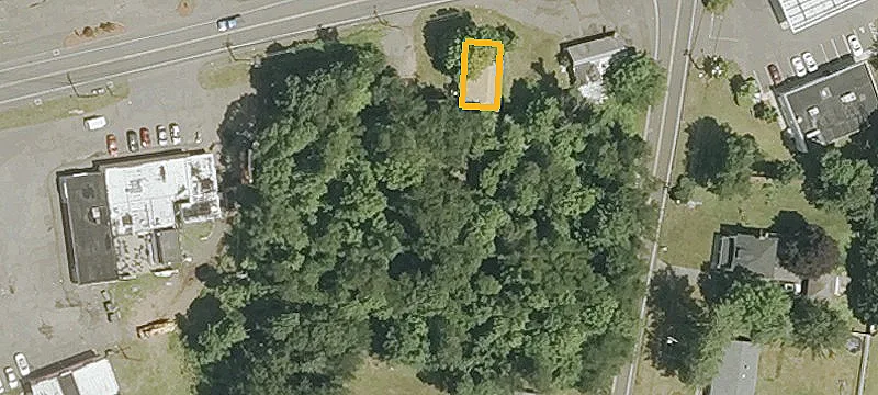 243 Foxon Rd