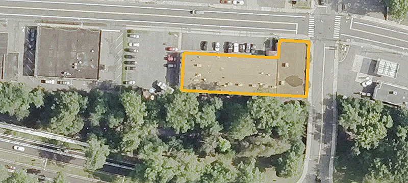 170 Riverside Ave