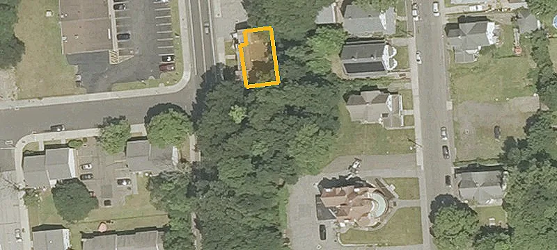 102 Main St