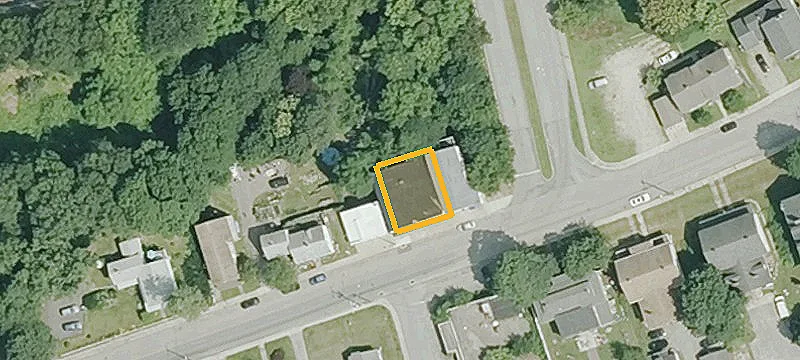 164 Main St
