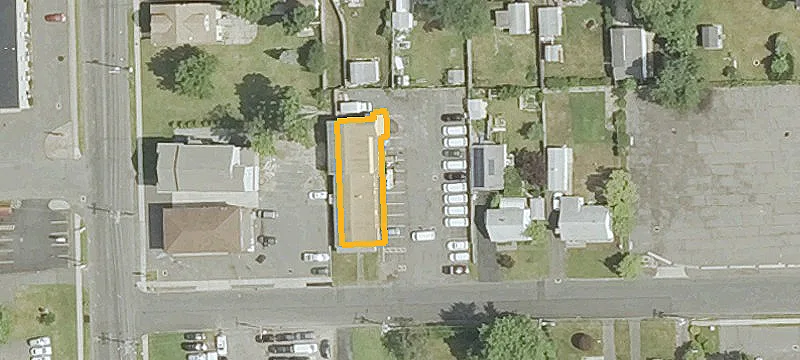7 Race Ave