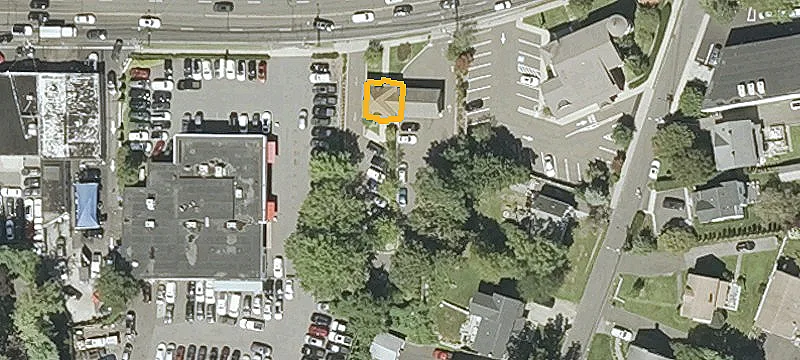 85 Putnam Ave
