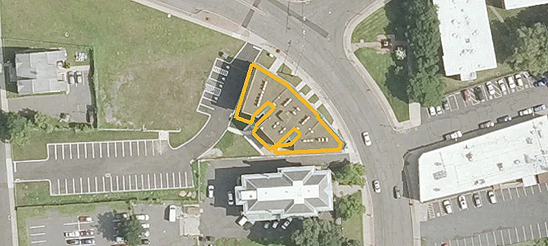 608 Main St