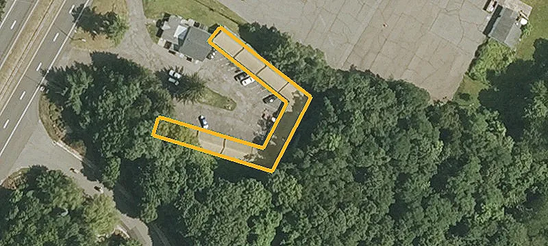 2447 Berlin Tpke