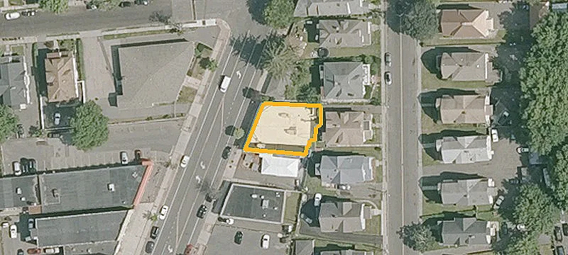 678-680 Maple Ave