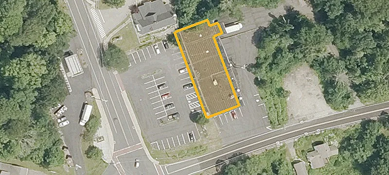 1364 Main St