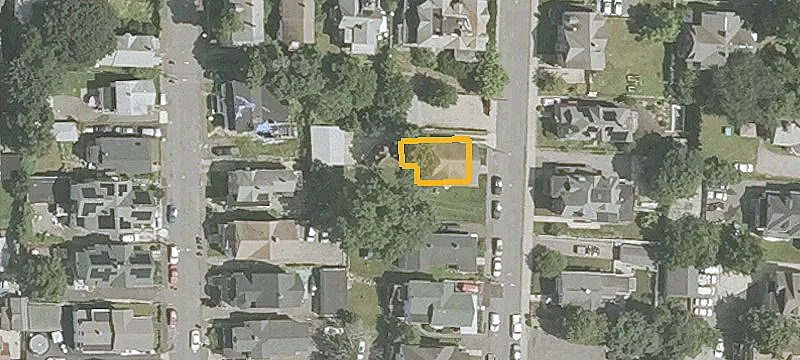 27 1st Ave