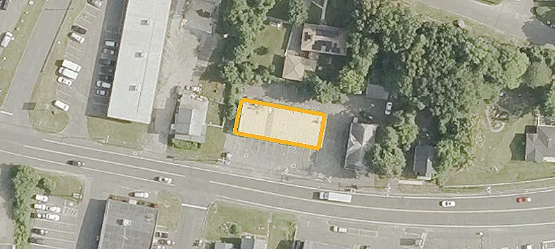2523 Main St
