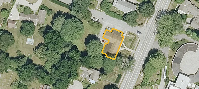 10 Lyme St
